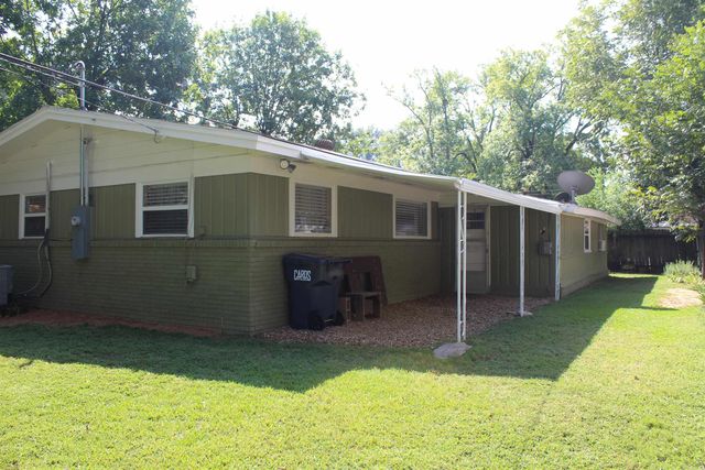 208 S Phoenix Ave, Russellville, AR 72801