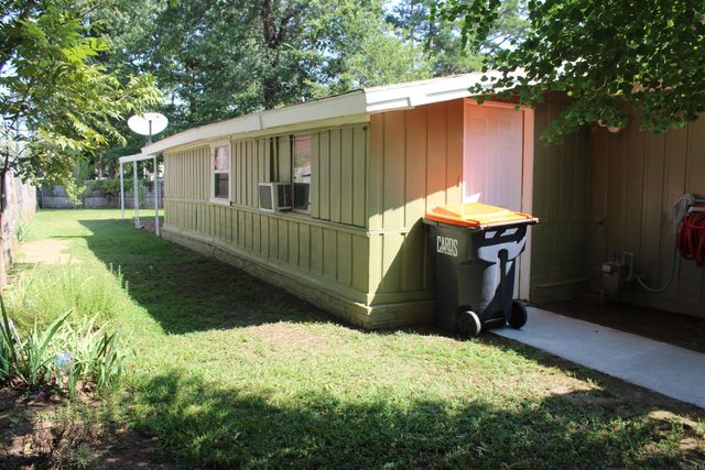 208 S Phoenix Ave, Russellville, AR 72801