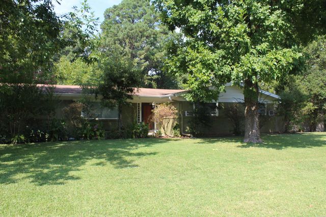 208 S Phoenix Ave, Russellville, AR 72801