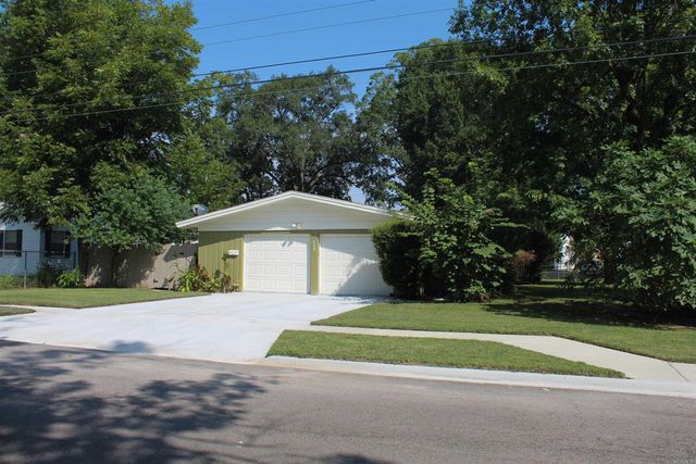 208 S Phoenix Ave, Russellville, AR 72801