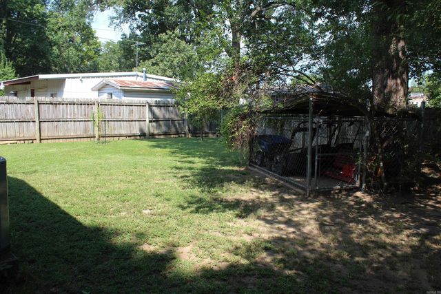 208 S Phoenix Ave, Russellville, AR 72801