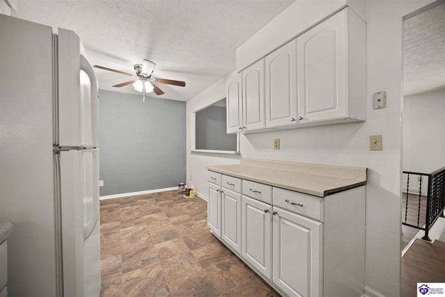 547 Wyandot Court, Radcliff, KY 40160