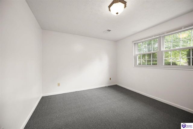 547 Wyandot Court, Radcliff, KY 40160