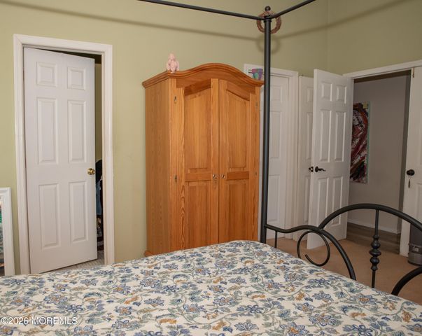 53 Sami Drive, Howell, NJ 07731