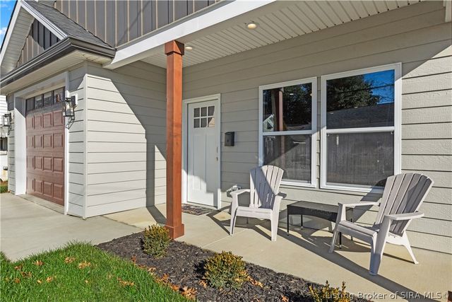 726 Veronica Place, Jeffersonville, IN 47130