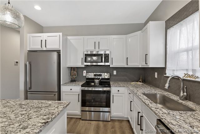 726 Veronica Place, Jeffersonville, IN 47130