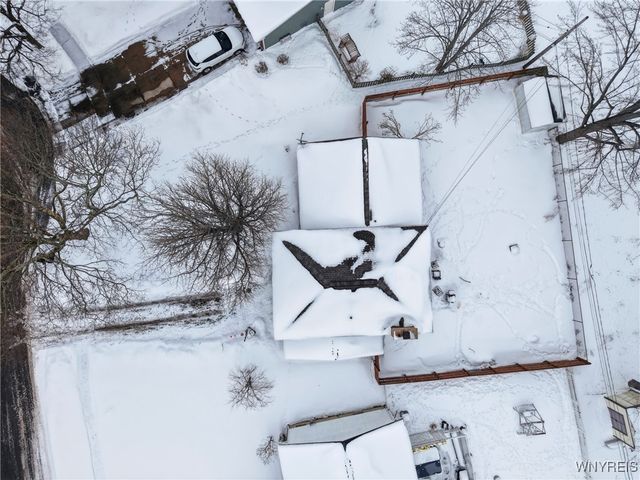 185 Old Farm Circle, Amherst, NY 14221