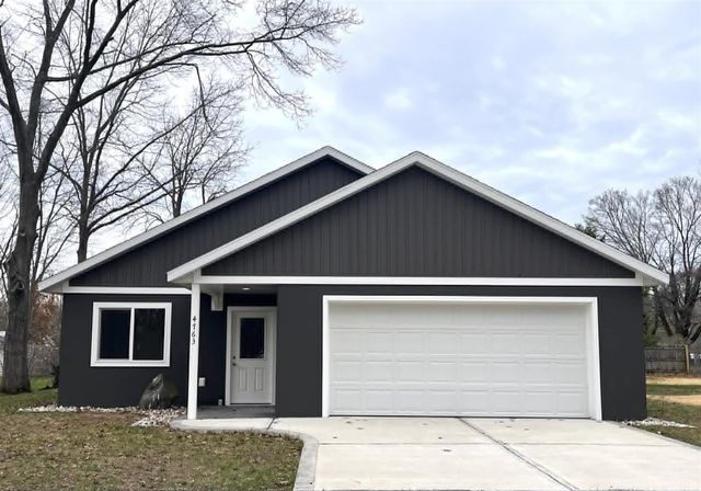 4763 Lasley Street, Montague, MI 49437