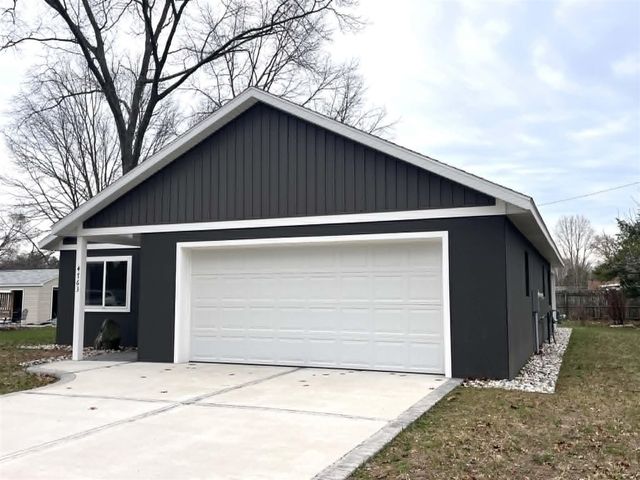 4763 Lasley Street, Montague, MI 49437