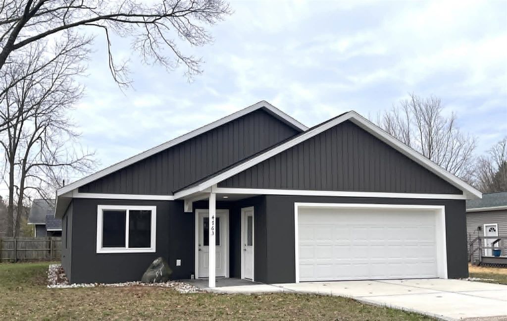 4763 Lasley Street, Montague, MI 49437