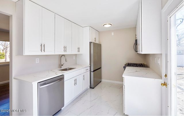 516 Midstreams Road, Brick, NJ 08724