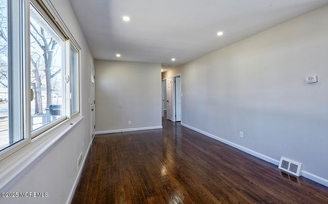 516 Midstreams Road, Brick, NJ 08724