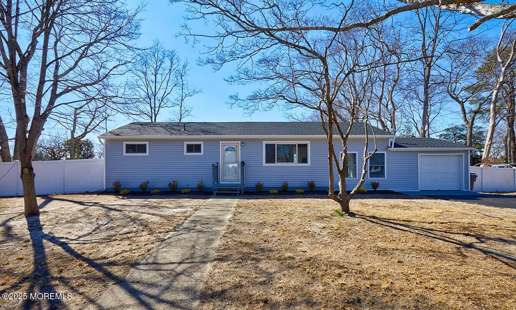 516 Midstreams Road, Brick, NJ 08724