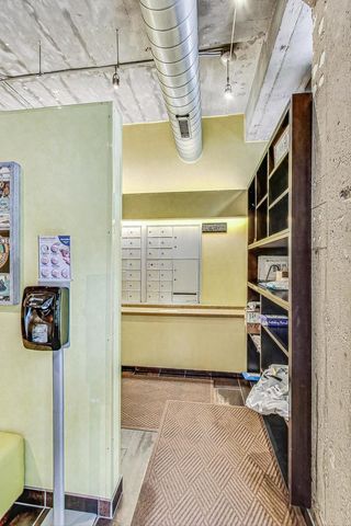 1111 W 14TH Place 328, Chicago, IL 60608