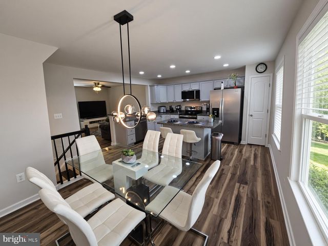 5090 COMER DR, Stephens City, VA 22655