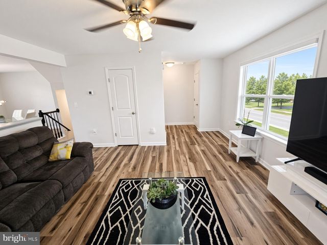 5090 COMER DR, Stephens City, VA 22655