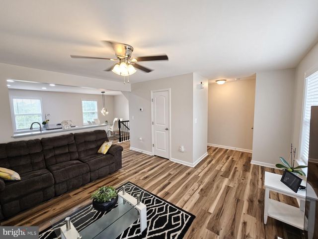 5090 COMER DR, Stephens City, VA 22655