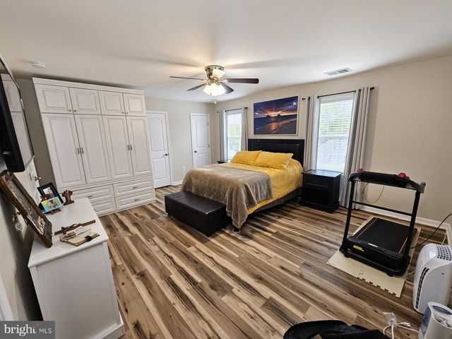 5090 COMER DR, Stephens City, VA 22655