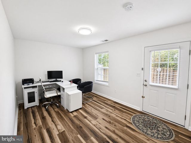 5090 COMER DR, Stephens City, VA 22655