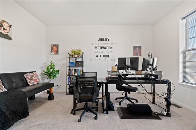 28609 Augusta Lane, Lakemoor, IL 60051