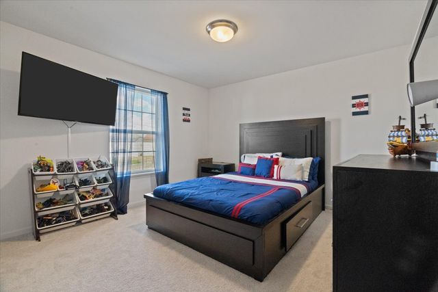 28609 Augusta Lane, Lakemoor, IL 60051