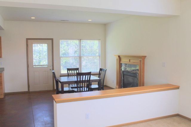 1510 SPIROS DR, Columbia, MO 65202