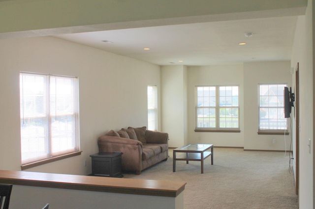 1510 SPIROS DR, Columbia, MO 65202