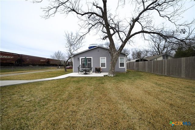 909 W Park Avenue, Temple, TX 76501