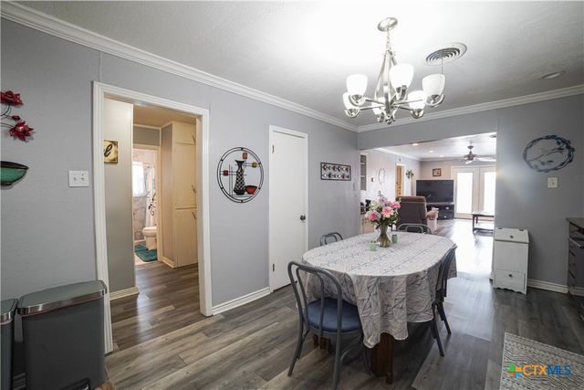 909 W Park Avenue, Temple, TX 76501