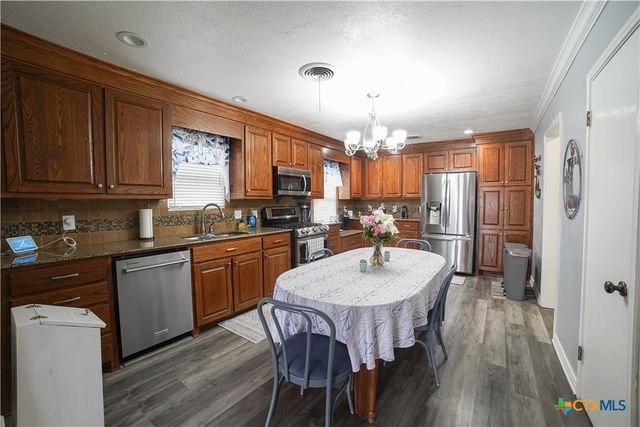 909 W Park Avenue, Temple, TX 76501