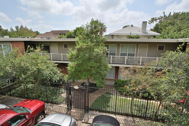 3702 Flora 14, Houston, TX 77006
