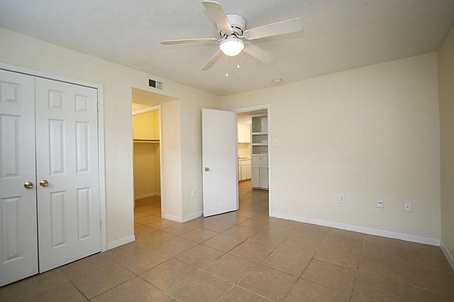 3702 Flora 14, Houston, TX 77006