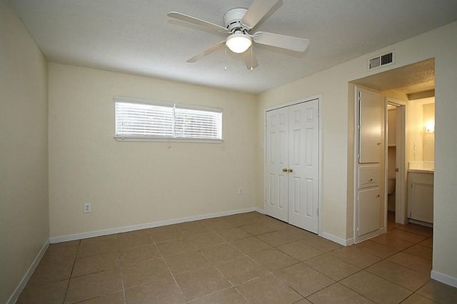 3702 Flora 14, Houston, TX 77006