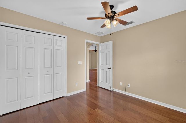 5809 BOUNTY CIRCLE, Tavares, FL 32778