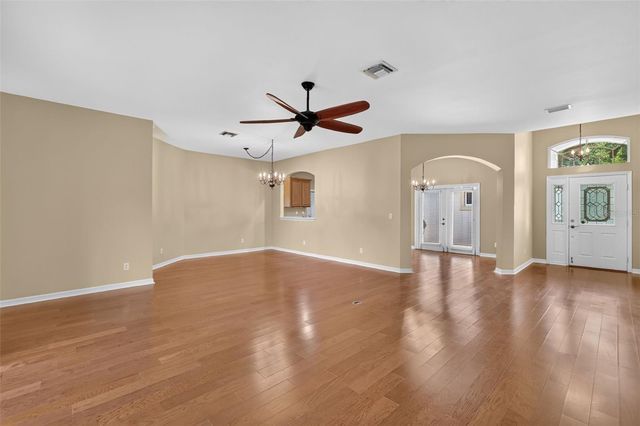 5809 BOUNTY CIRCLE, Tavares, FL 32778