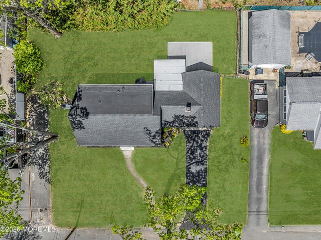 620 Tiller Avenue, Beachwood, NJ 08722