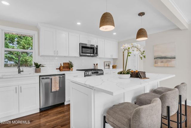 620 Tiller Avenue, Beachwood, NJ 08722