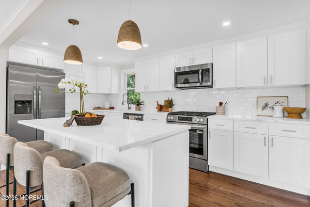 620 Tiller Avenue, Beachwood, NJ 08722