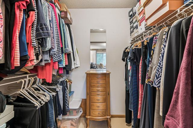 8465 Cortland Road 125, Eden Prairie, MN 55344