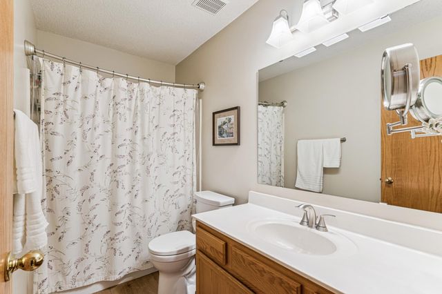 8465 Cortland Road 125, Eden Prairie, MN 55344