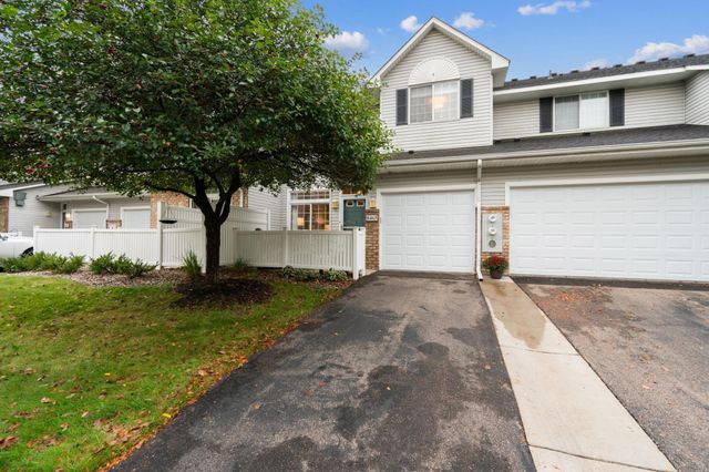 8465 Cortland Road 125, Eden Prairie, MN 55344