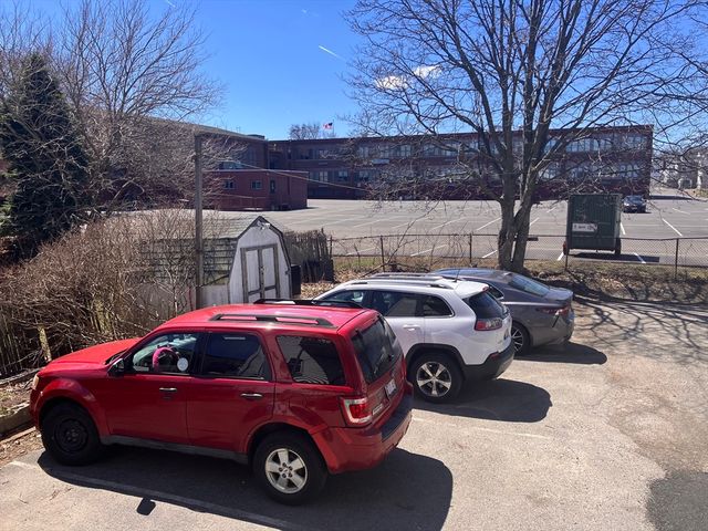 4 Sisson Terrace 1, Lynn, MA 01902