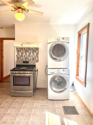 4 Sisson Terrace 1, Lynn, MA 01902