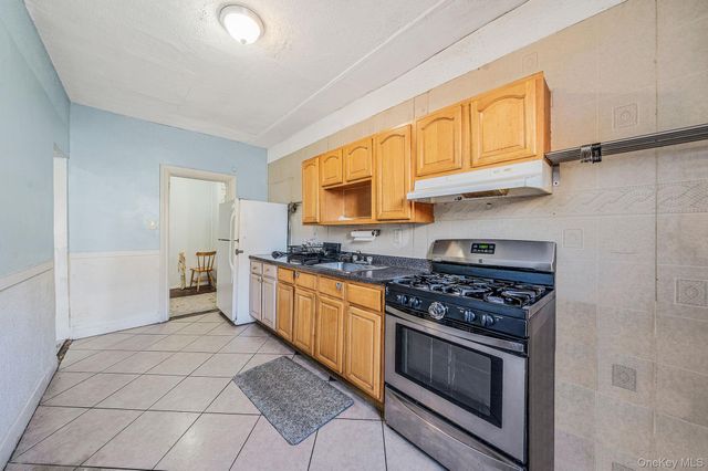 10876 38th Avenue, Corona, NY 11368