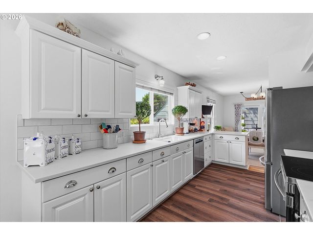 1831 Ne 61ST Ave, Portland, OR 97213