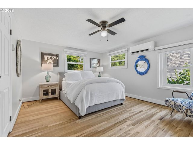 1831 Ne 61ST Ave, Portland, OR 97213