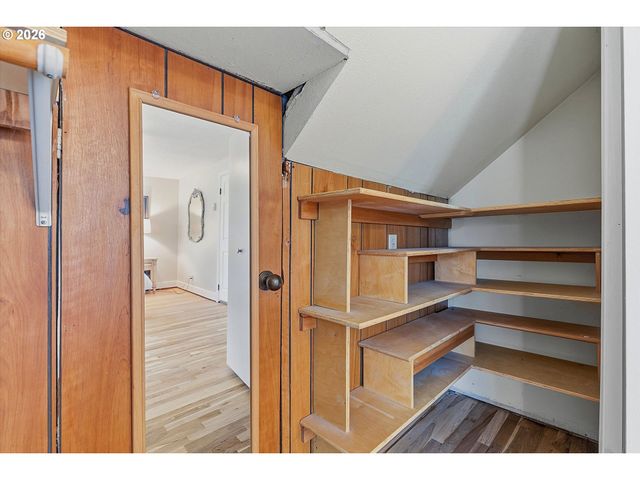 1831 Ne 61ST Ave, Portland, OR 97213