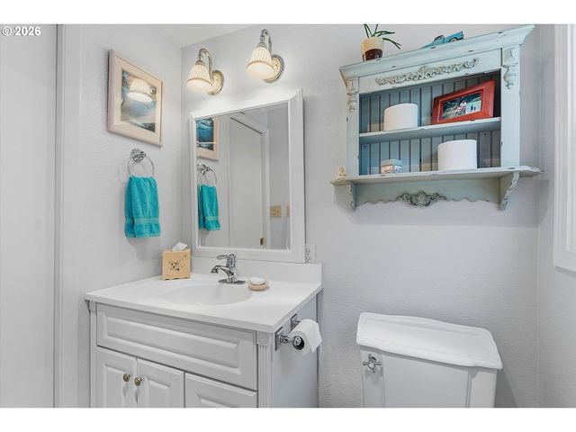 1831 Ne 61ST Ave, Portland, OR 97213