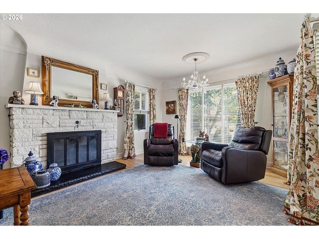 1831 Ne 61ST Ave, Portland, OR 97213