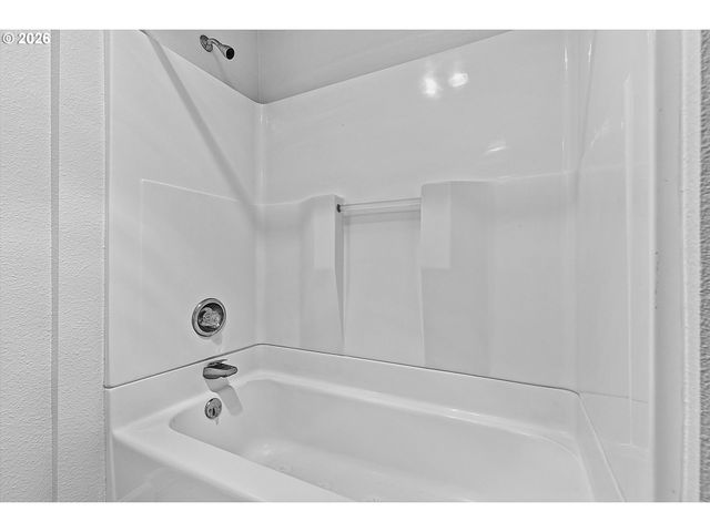 1831 Ne 61ST Ave, Portland, OR 97213